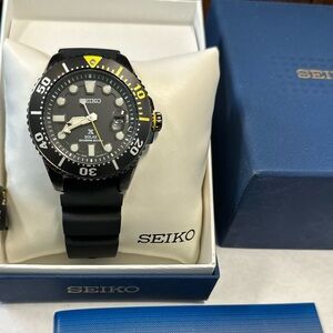 Seiko Prospex Men’s Black Watch - SNE441P1 Divers